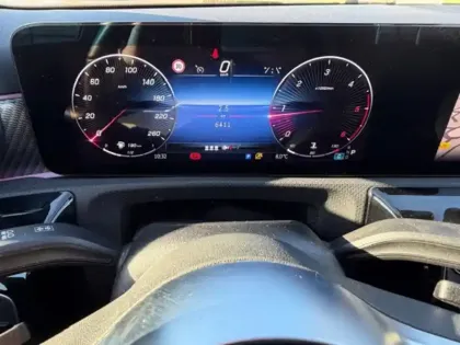 Photo 34 Mercedes Classe A 180 d Progressive Line 2.0 116 8G-DCT Carplay cam