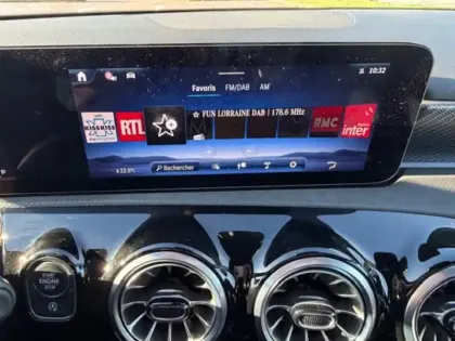 Photo 25 Mercedes Classe A 180 d Progressive Line 2.0 116 8G-DCT Carplay cam