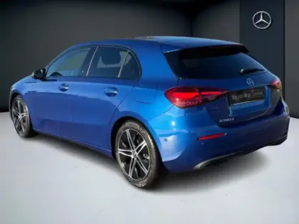 Photo 2 Mercedes Classe A 180 d Progressive Line 2.0 116 8G-DCT Carplay cam