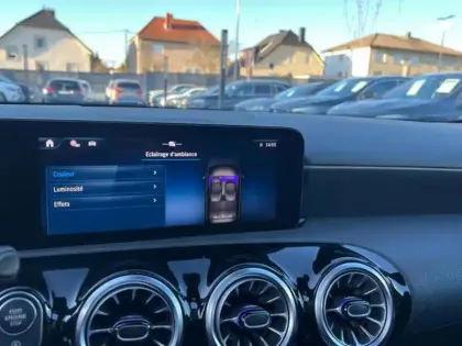 Photo 23 Mercedes Classe A 200 d AMG Line