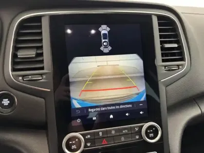 Photo 15 Renault Megane IV Blue dCi 115 EDC Intens 5p