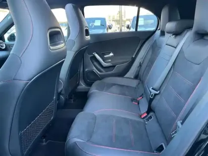 Photo 36 Mercedes Classe A 200 AMG Line