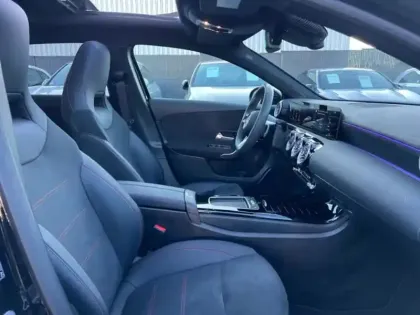 Photo 29 Mercedes Classe A 200 AMG Line