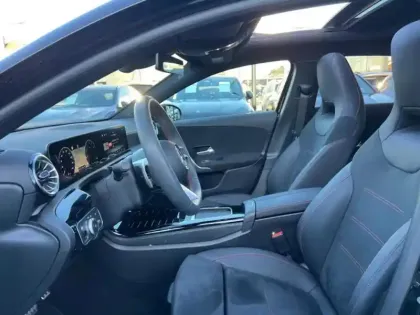 Photo 38 Mercedes Classe A 200 AMG Line