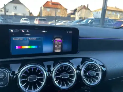 Photo 23 Mercedes Classe A 200 AMG Line