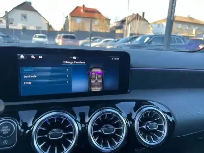 Photo 22 Mercedes Classe A 200 AMG Line