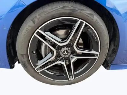 Photo 32 Mercedes Classe A 200 d AMG Line 2.0 150 8G-DCT Toit ouvrant Sieges