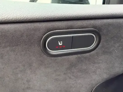 Photo 17 Mercedes Classe A 200 d AMG Line 2.0 150 8G-DCT Toit ouvrant Sieges