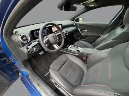 Photo 19 Mercedes Classe A 200 d AMG Line 2.0 150 8G-DCT Toit ouvrant Sieges