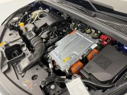 Photo 22 Renault Captur E-Tech 145 21 Intens 5p