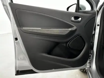 Photo 11 Renault Zoé R135 Achat Intégral Intens 5p