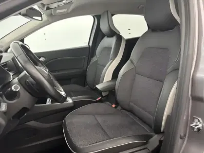 Photo 12 Renault Captur TCe 130 EDC FAP Intens 5p