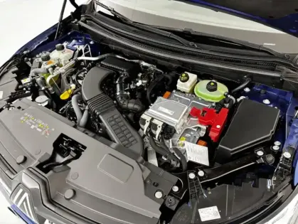 Photo 22 Renault Austral E-Tech hybrid 200 Techno 5p