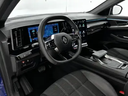 Photo 13 Renault Austral E-Tech hybrid 200 Techno 5p