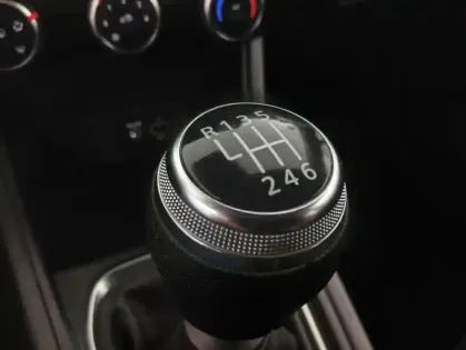 Photo 19 Renault Captur TCe 90 - 21 Business