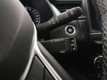 Photo 25 Renault Captur TCe 90 - 21 Business