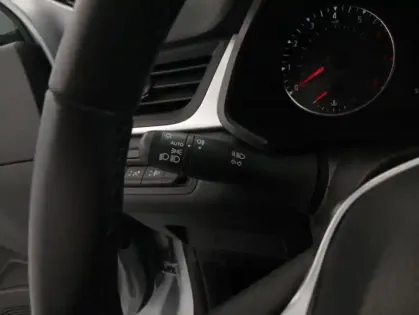 Photo 27 Renault Captur TCe 90 - 21 Business