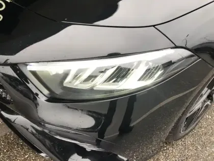 Photo 21 Mercedes Classe A 200 d AMG Line