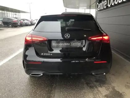 Photo 3 Mercedes Classe A 200 d AMG Line