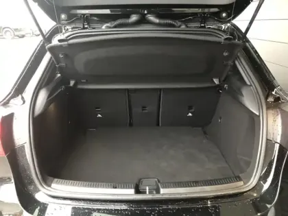 Photo 9 Mercedes Classe A 200 d AMG Line