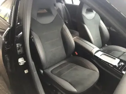 Photo 23 Mercedes Classe A 200 d AMG Line