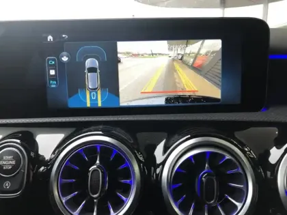 Photo 14 Mercedes Classe A 200 d AMG Line