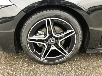 Photo 8 Mercedes Classe A 200 d AMG Line