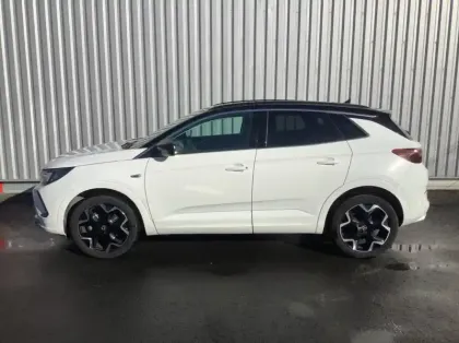 Photo 7 Opel Grandland 1.5 Diesel 130 ch BVA8 Ultimate