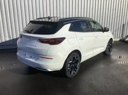 Photo 4 Opel Grandland 1.5 Diesel 130 ch BVA8 Ultimate