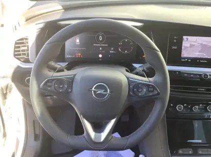 Photo 17 Opel Grandland 1.5 Diesel 130 ch BVA8 Ultimate