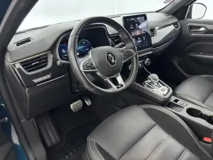 Photo 12 Renault Arkana E-Tech hybride 145 22 Engineered 5p