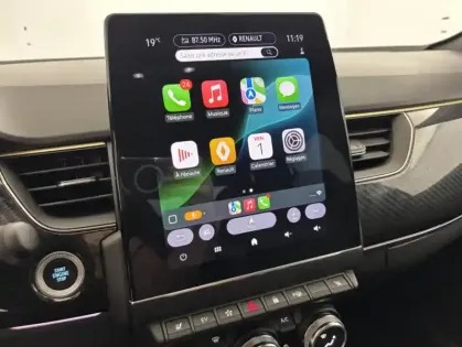 Photo 14 Renault Arkana E-Tech hybride 145 22 Engineered 5p