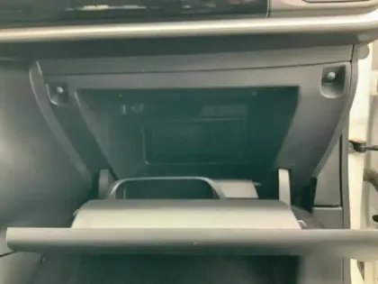 Photo 15 Citroën C3  BlueHDi 100 S&S Feel Business