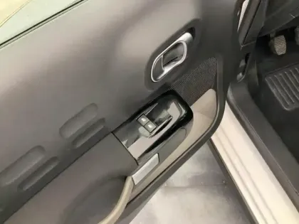 Photo 19 Citroën C3  BlueHDi 100 S&S Feel Business