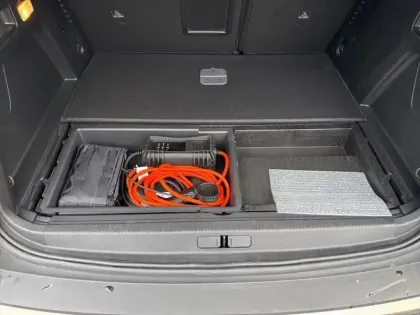 Photo 26 Peugeot 3008  Hybrid 225 e-EAT8 Allure