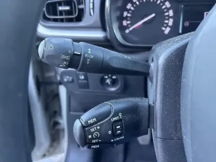 Photo 16 Citroën C3  PureTech 83 S&S BVM5 YOU!