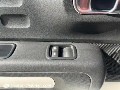 Photo 19 Citroën C3 vesrion double pédale auto ecole