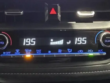 Photo 11 Toyota Corolla  122h Dynamic Business + Programme Beyond Zero Academy MY22