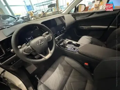 Photo 14 Lexus Nx  450h+ Executive 4WD MY25