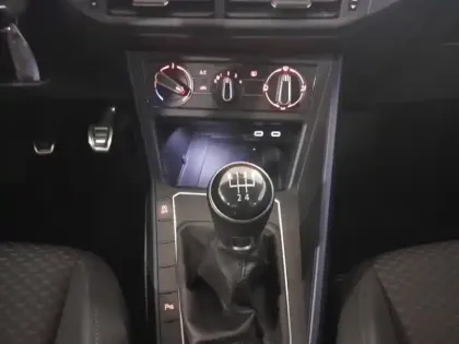 Photo 15 Volkswagen Polo  1.0 TSI 95ch United Euro6d-T