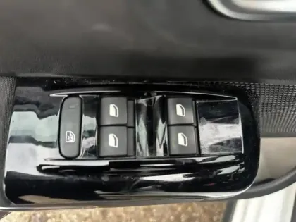 Photo 13 Citroën C3  1.5 BlueHDi 100ch S&S Shine Business E6.d