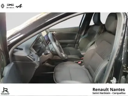 Photo 9 Renault Symbioz  1.6 E-Tech full hybrid 145ch Iconic