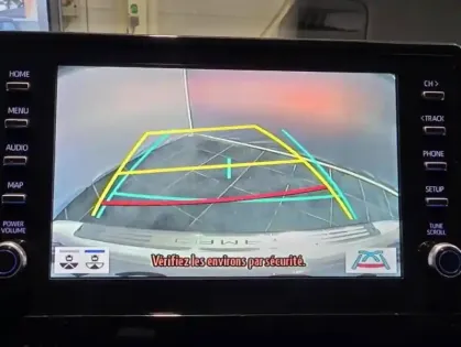 Photo 9 Toyota Camry  Hybride 218ch Design