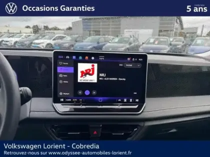 Photo 10 Volkswagen Tiguan  1.5 eTSI 131ch VW Edition DSG7