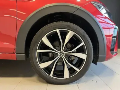 Photo 5 Volkswagen Taigo  1.5 TSI 150ch R-Line DSG7