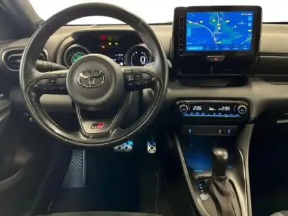 Photo 12 Toyota Yaris  116h GR Sport 5p MY22