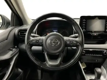 Photo 11 Toyota Yaris  116h Dynamic 5p MY22