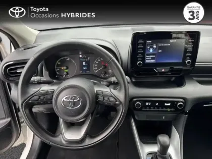 Photo 8 Toyota Yaris  116h Dynamic 5p MY22