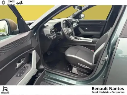 Photo 19 Dacia Bigster  1.8 hybrid 155ch Extreme