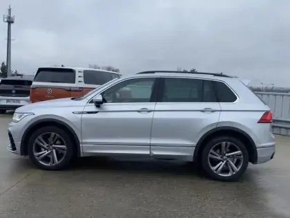 Photo 5 Volkswagen Tiguan  2.0 TDI 150ch R-Line DSG7
